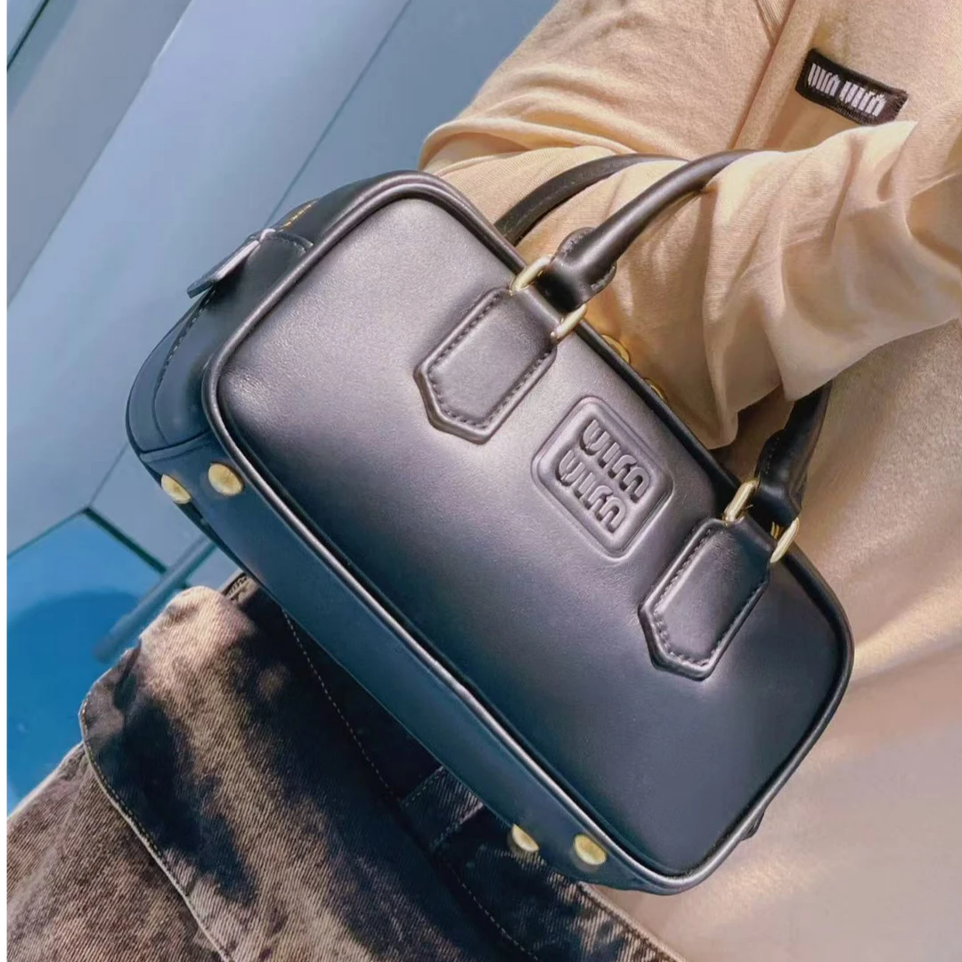 95新 MIU MIU/缪缪 安洁利严选单肩包/0017306