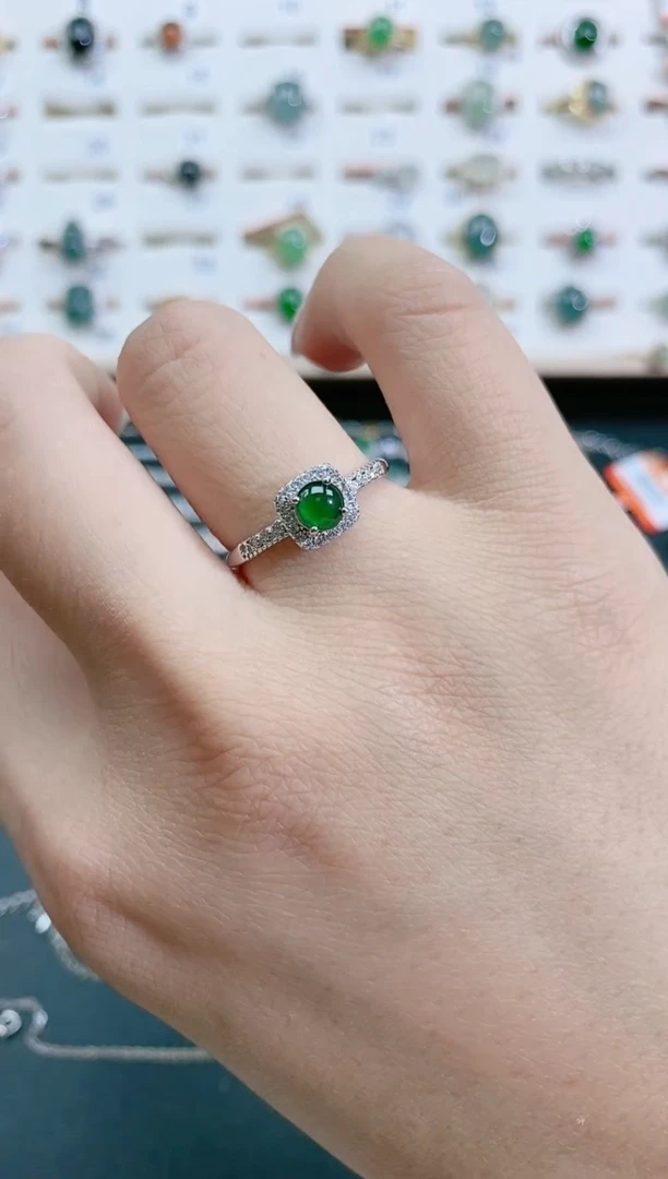 翡翠戒指银S925镶嵌天然翡翠