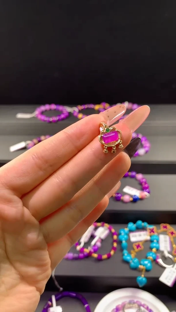 苏纪石（舒俱来）18K金镶嵌.提溜