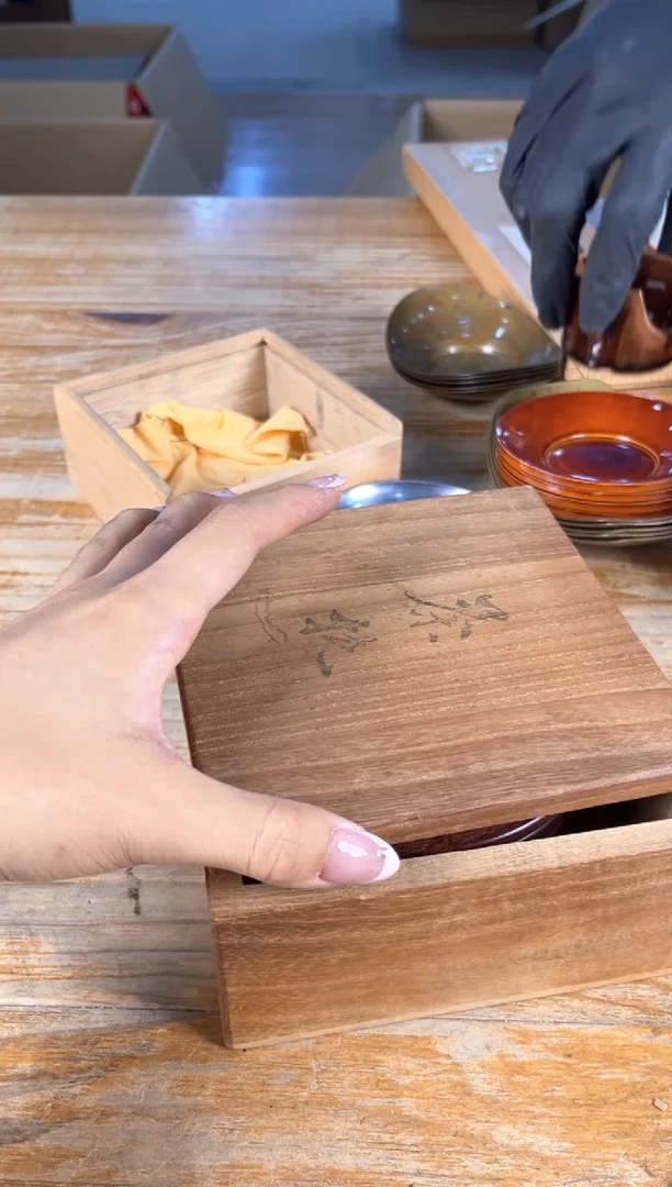 青***轩出雲直播专属闪购