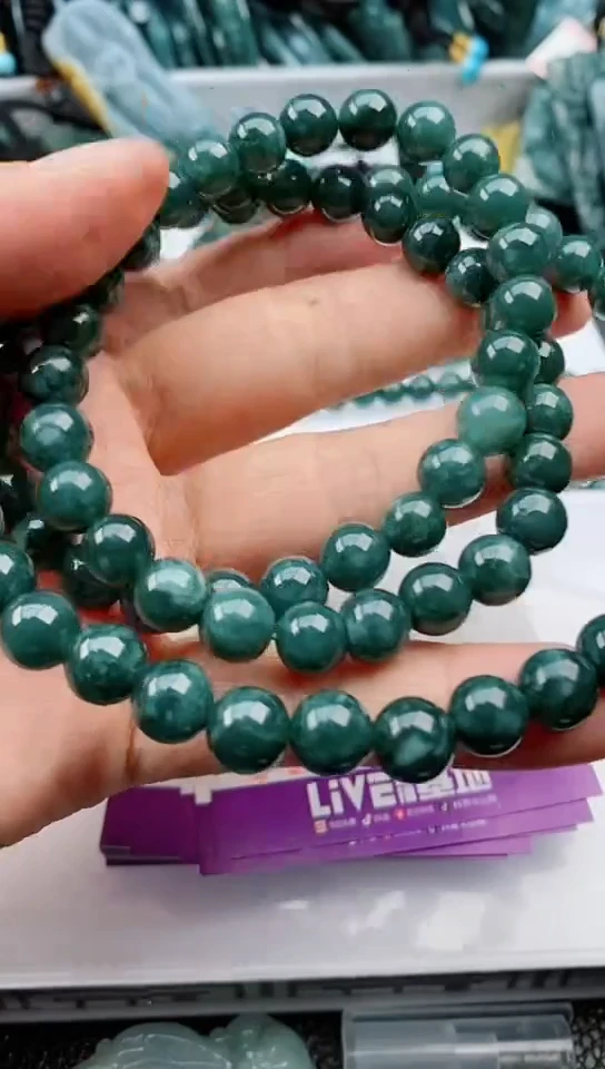 【闪购商品】翡翠颈饰未镶嵌