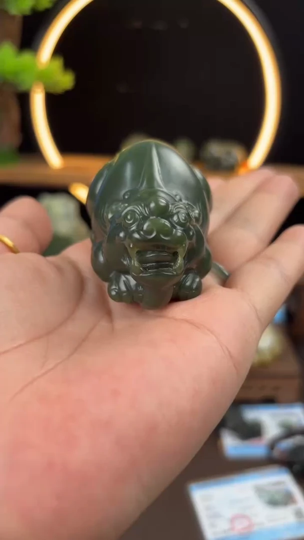 未镶嵌和田玉摆件貔貅摆件手把件  多样性发一个