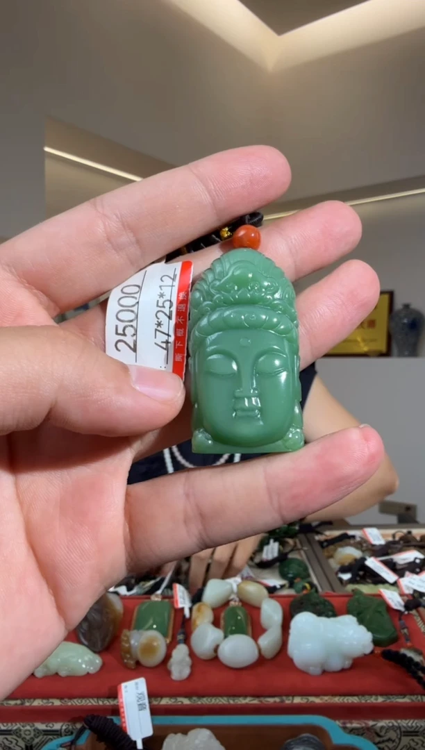 和田玉未镶嵌颈饰1