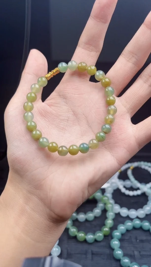 定制翡翠未镶嵌毛货需精细抛光拍一发一（多样性发货）