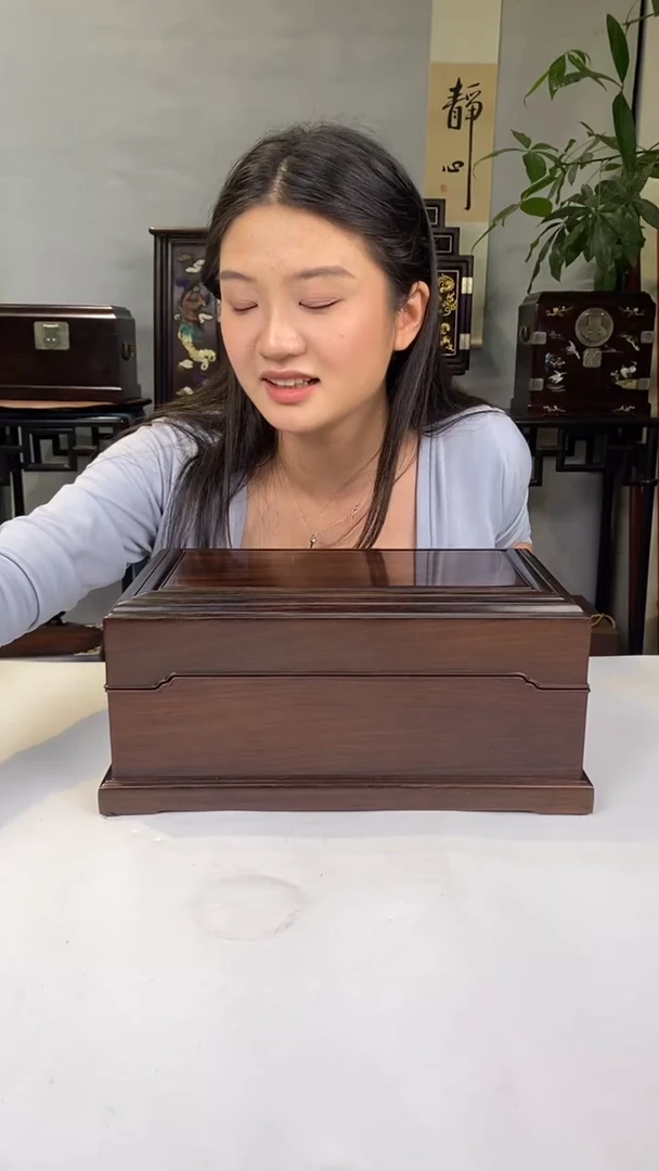 红酸枝木类端景台机关盒