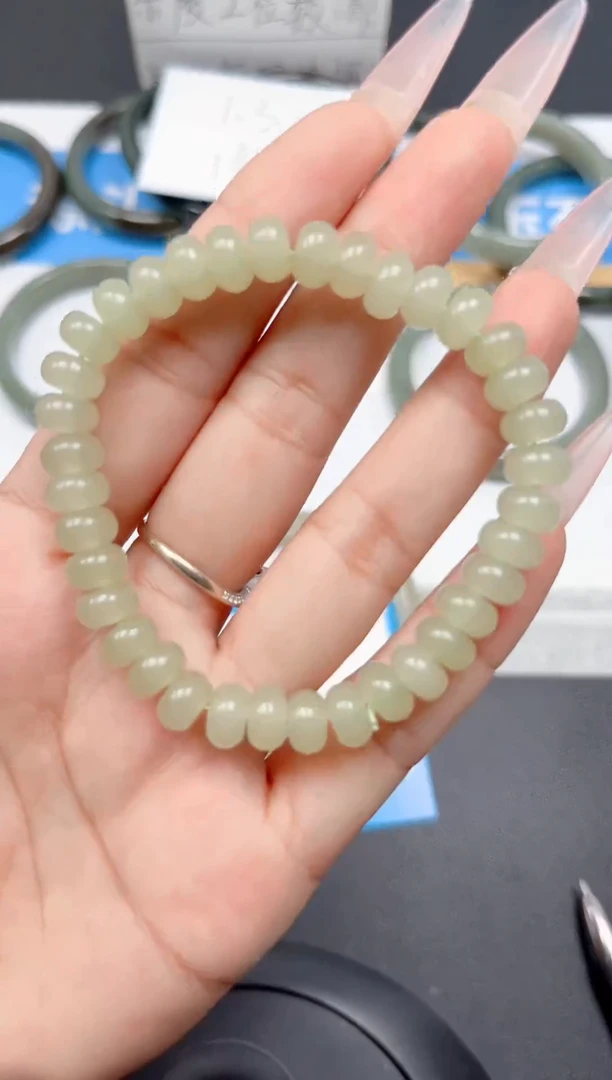 和田玉手镯未镶嵌茶晴手链