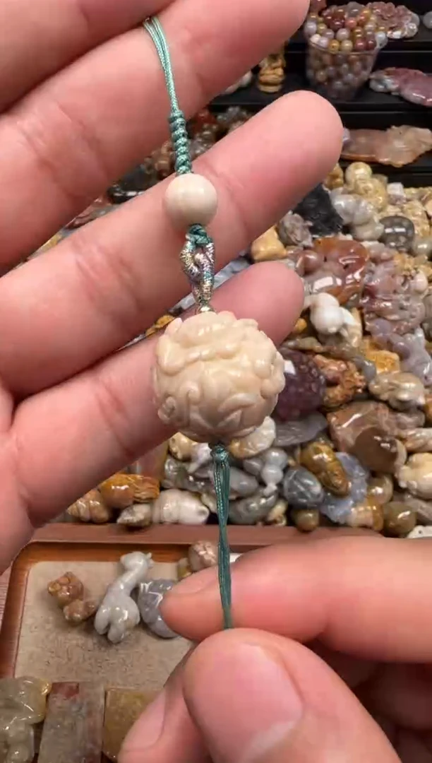 【闪购商品】硅化珊瑚（珊瑚玉）颈饰未镶嵌638