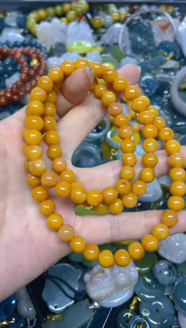 颈饰未镶嵌翡翠8MM/ T /翡翠A货，一件也是批发价