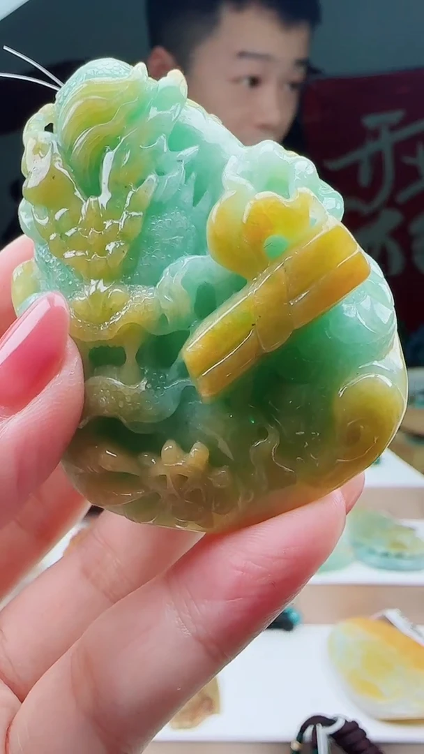 颈饰未镶嵌翡翠2680.00