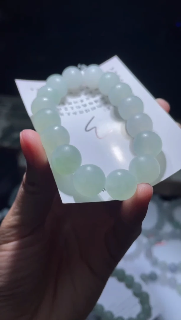 未镶嵌定制翡翠翡翠手串