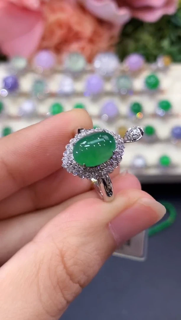 18K金镶嵌戒指翡翠B173