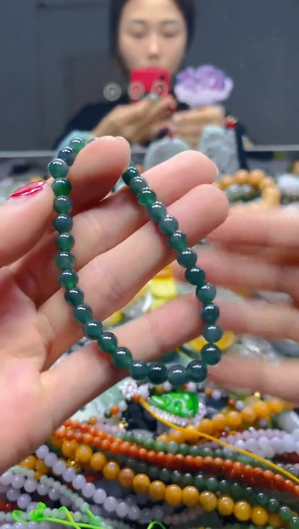 颈饰未镶嵌翡翠5mm/X/翡翠A货，一件也是批发价