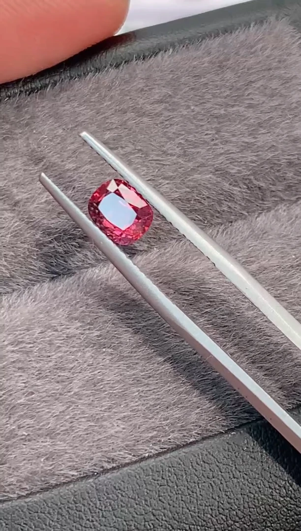 裸石未镶嵌尖晶石0.79-48天然尖晶石