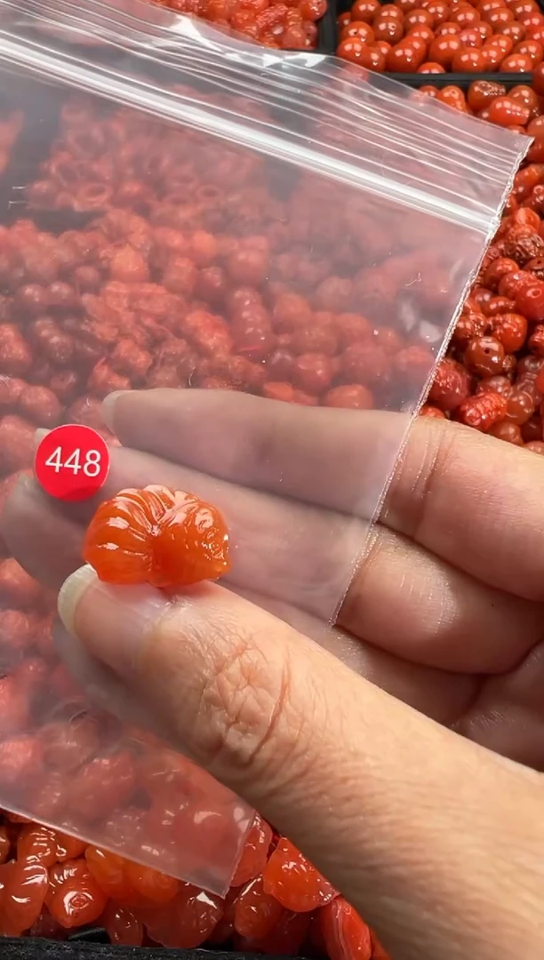 颈饰未镶嵌南红玛瑙1