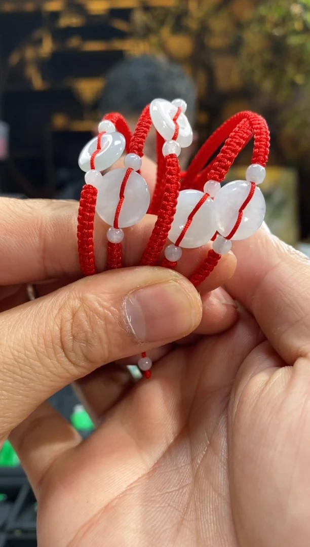 【闪购商品】翡翠手绳未镶嵌020712-天然翡翠多样性随机发其一