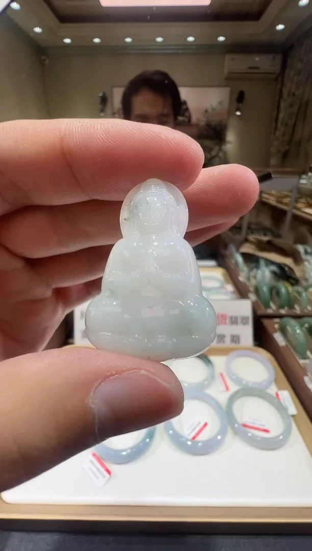 颈饰未镶嵌翡翠-纯天然缅甸A货翡翠飘花观音吊坠-