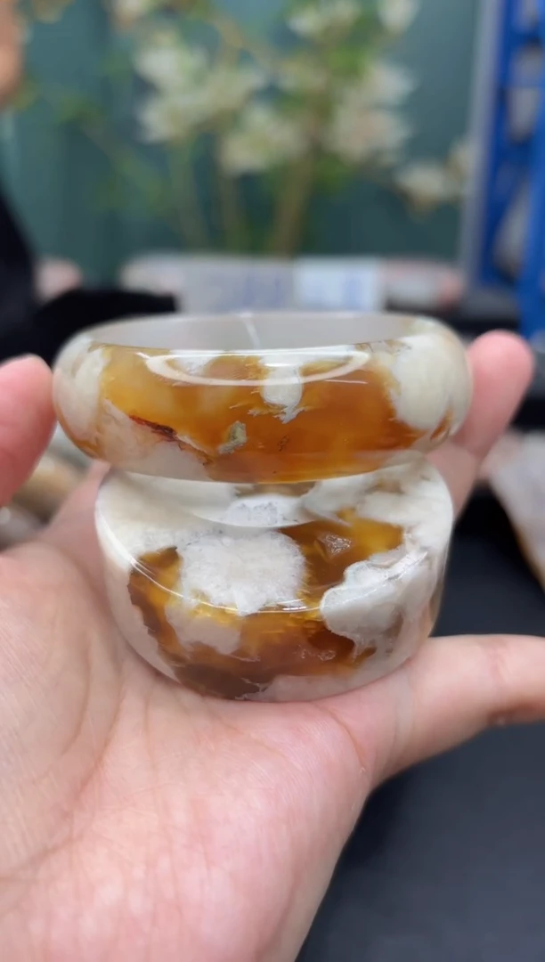 未镶嵌手镯石英质玉A176(58圈赠送镯心)