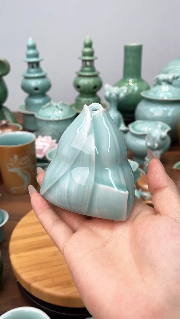 特价福利 微瑕 慧仙青瓷