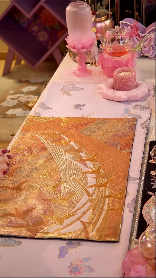 非遗西阵织 如图所示