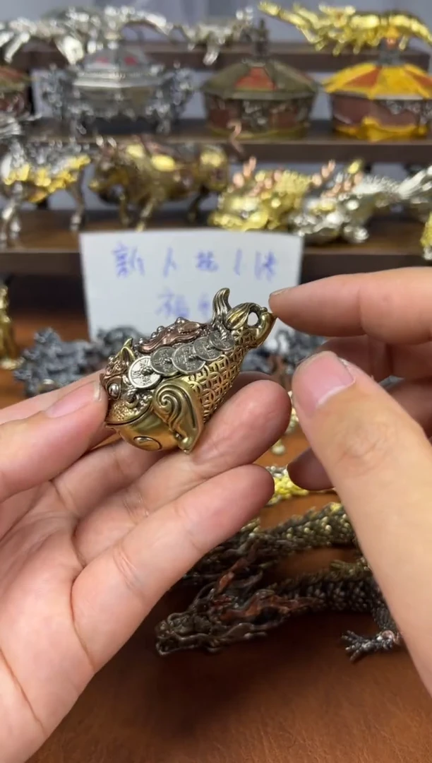 三足金蟾吊坠三铜合一手把件