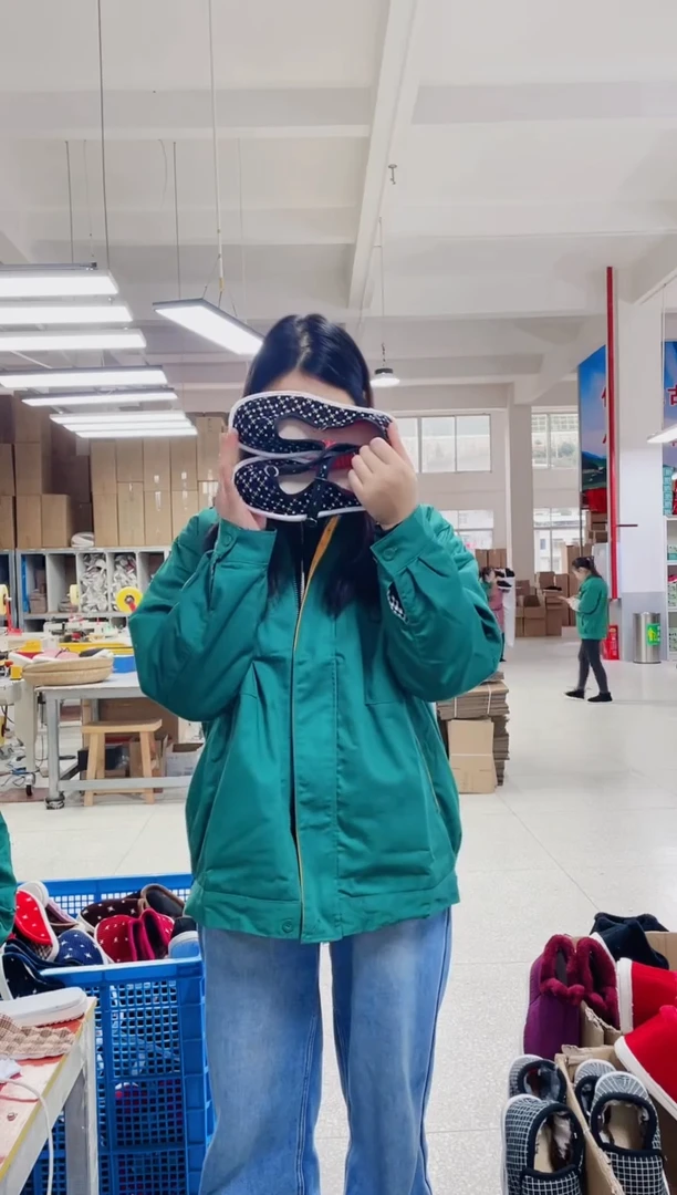 小兰花方口39码