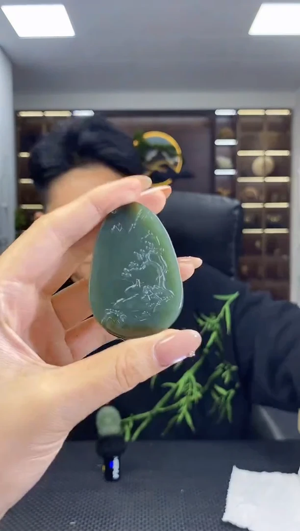 颈饰未镶嵌和田玉2