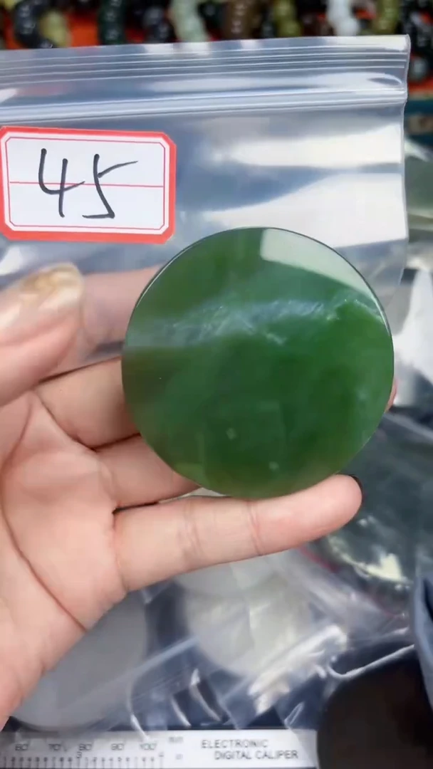 颈饰未镶嵌和田玉和田玉