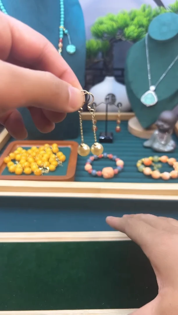 14K金镶嵌淡水珍珠耳饰E324