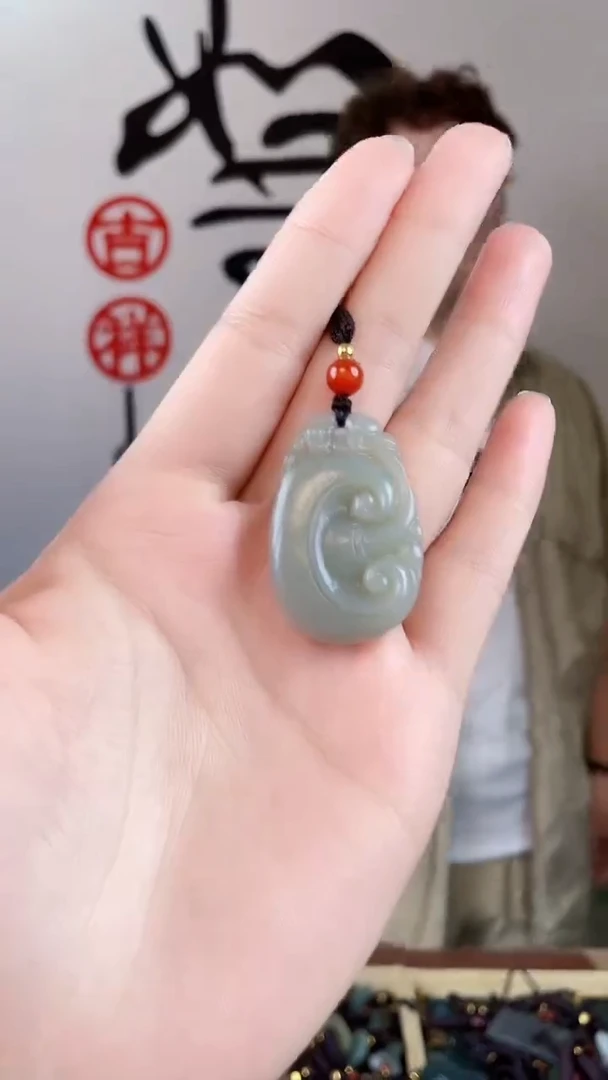 和田玉未镶嵌挂件 多样性发货，拍一发一