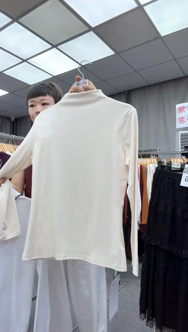 大哥家漂亮衣服漂亮颜色
