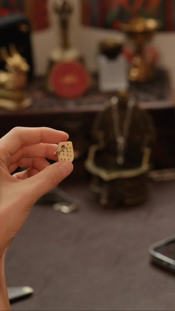 柏香籽/百香籽把件糖*?白檀木咒点牌