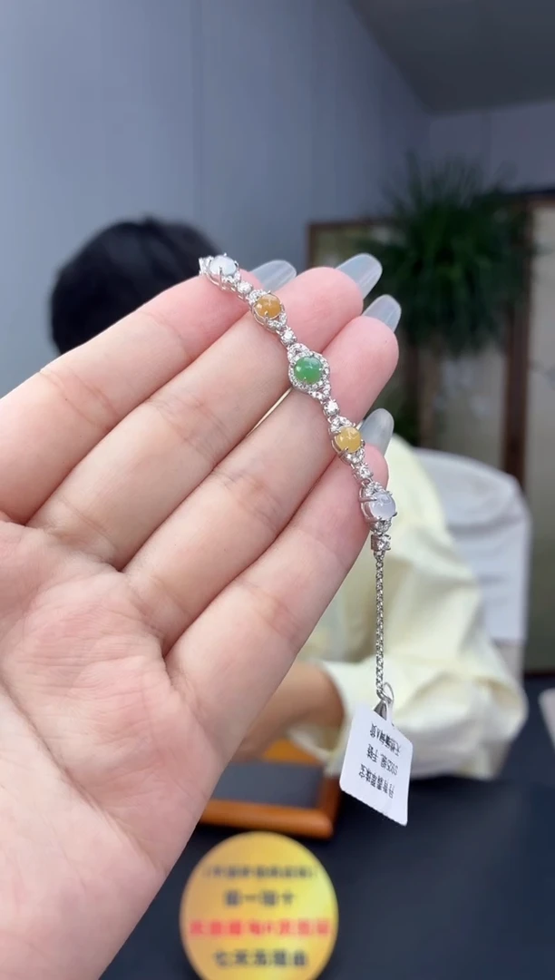 颈饰银S925镶嵌翡翠1111111111