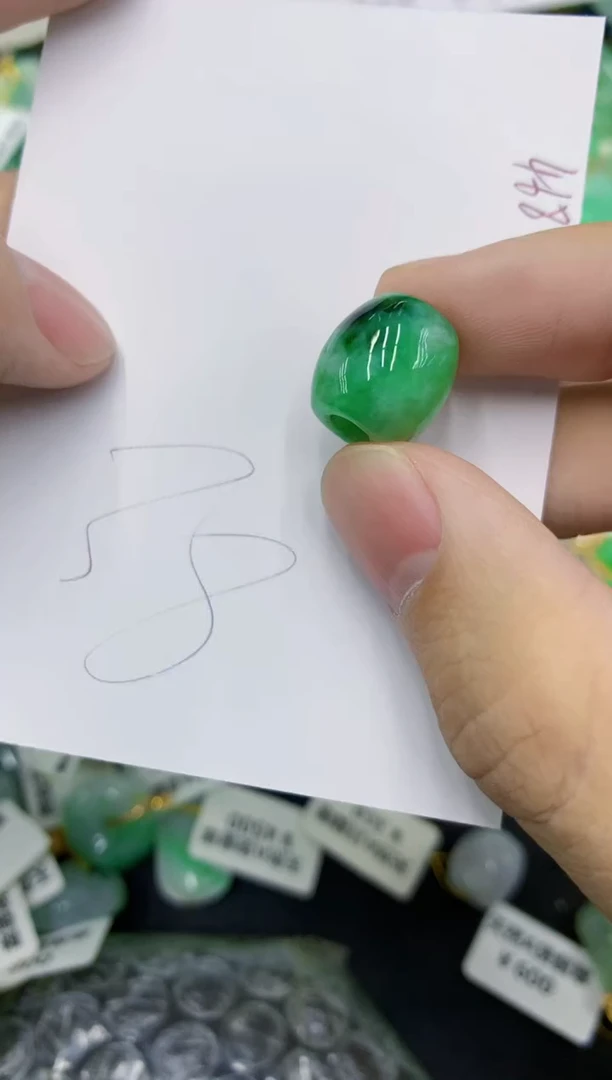颈饰未镶嵌翡翠1111111111111