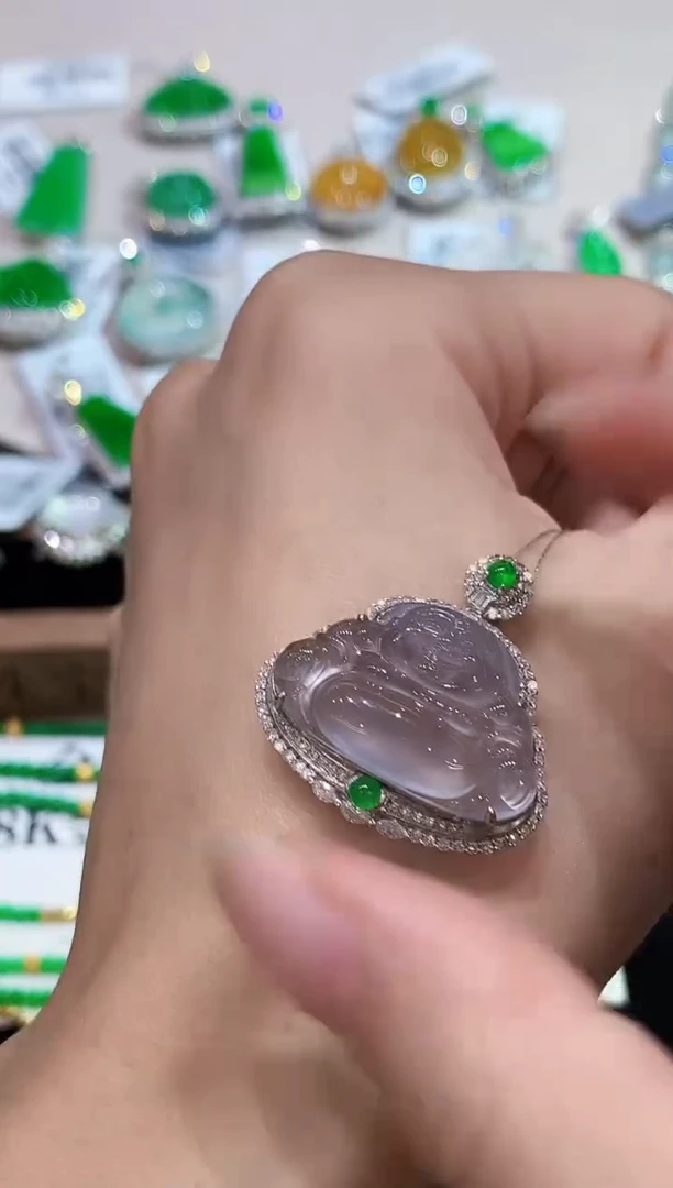 吊坠(不含链)18K金镶嵌翡翠韵*SY多样性发其一