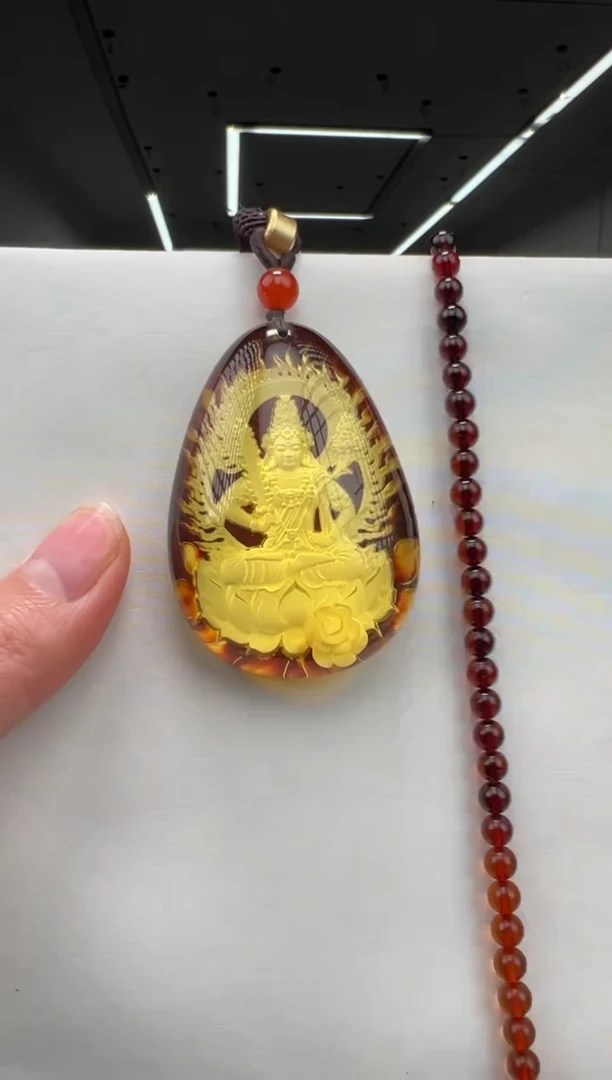 琥珀颈饰未镶嵌吊坠