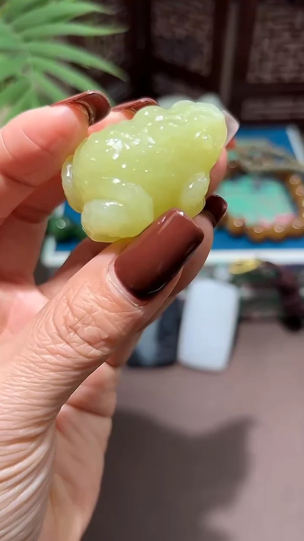 未镶嵌和田玉挂件和田玉黄口金蟾挂件37