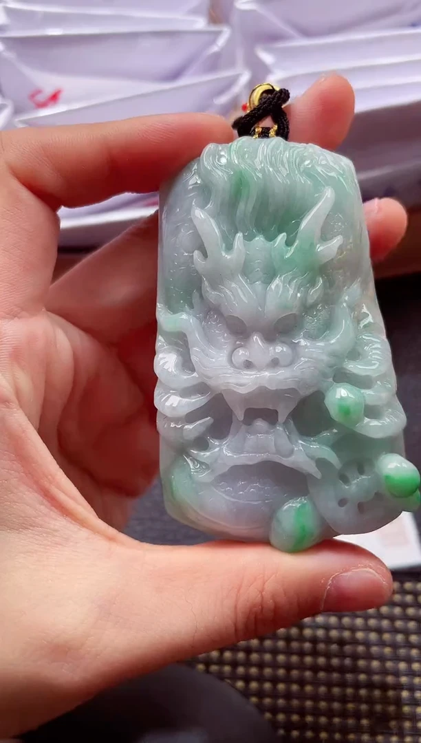 颈饰未镶嵌翡翠20251231