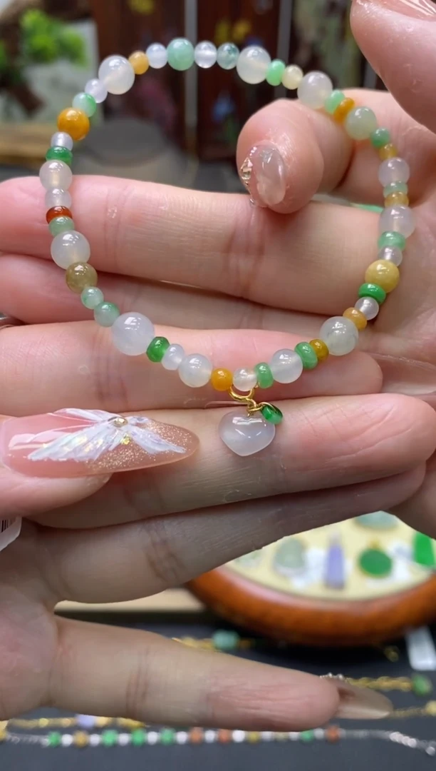 【闪购商品】翡翠颈饰18K金镶嵌净货11128