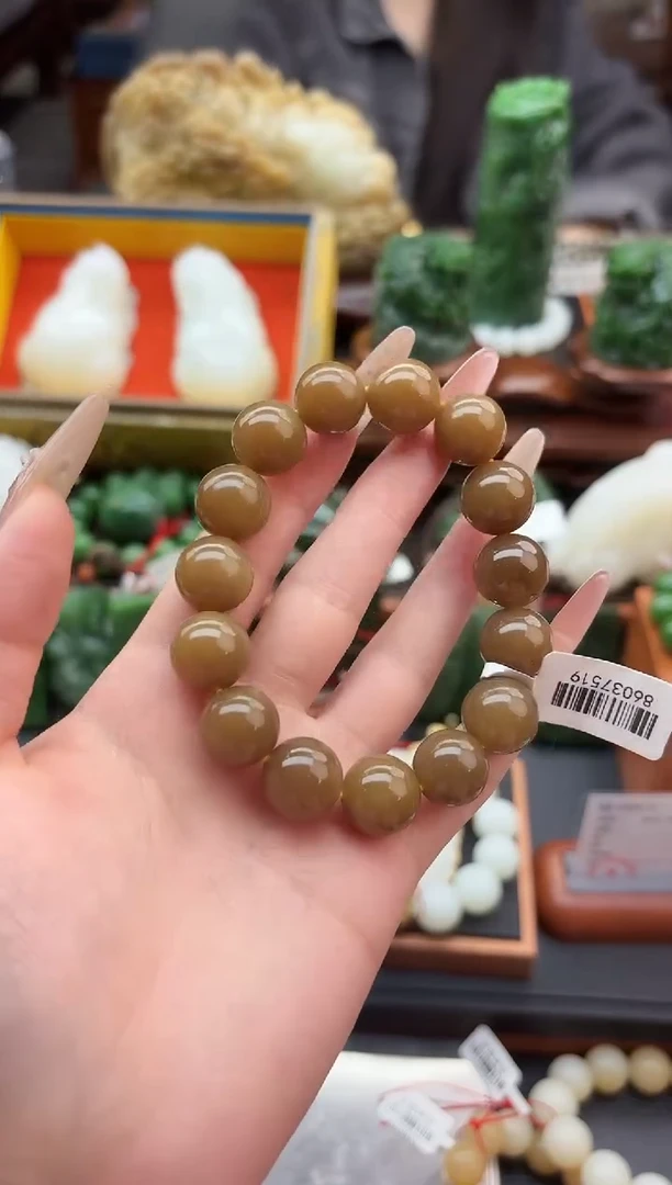 未镶嵌手串和田玉董小姐推荐 多样性发货 拍一发一tq14