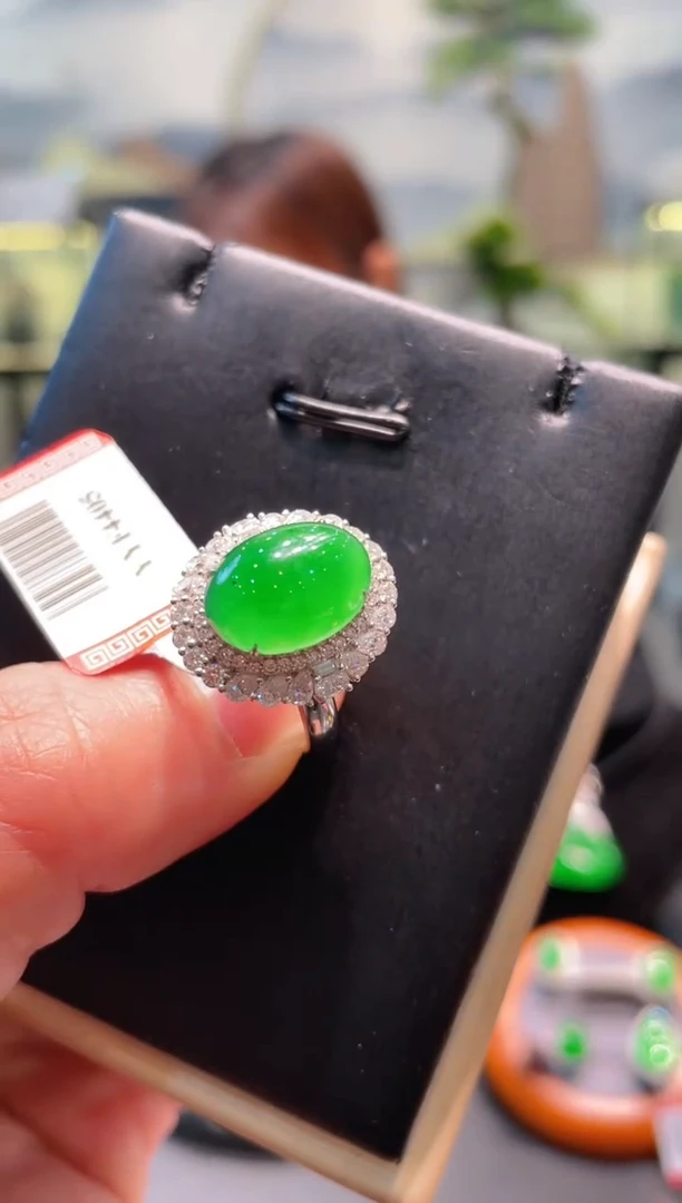 【闪购商品】翡翠颈饰18K金镶嵌A92两用