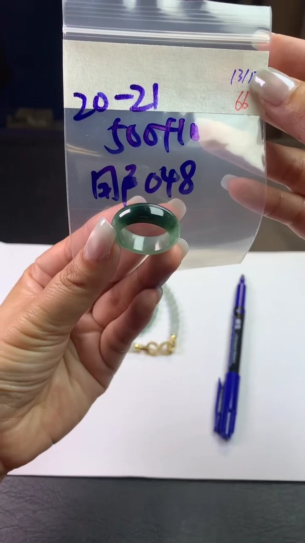 未镶嵌定制翡翠用****8毛货需精细抛光拍一发一