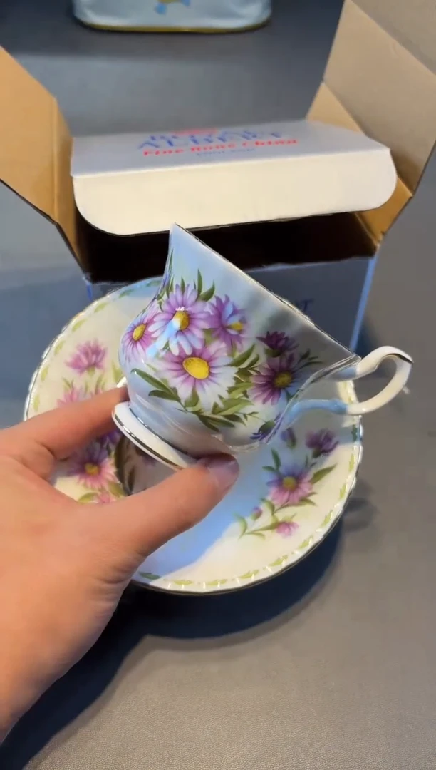 【闪购商品】瓷片9新号开播啦全场福利保正保真