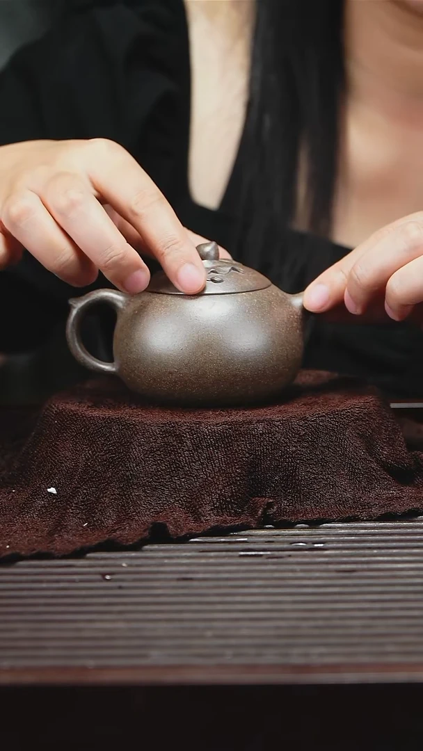 宜兴原矿紫砂壶茶壶160C