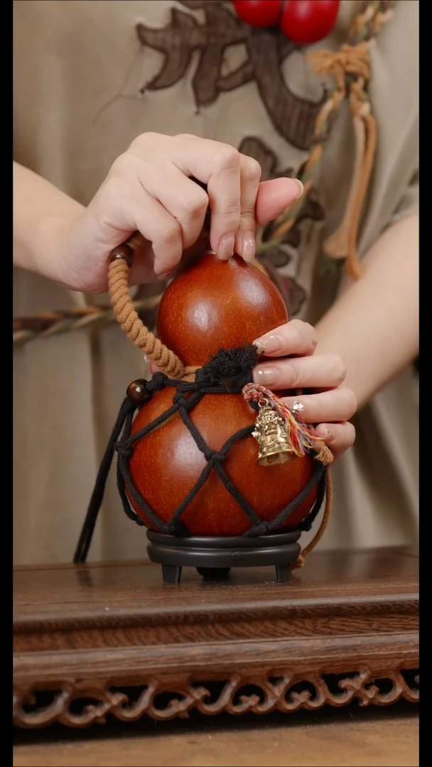 176号精品天然大漆酒葫芦一物一拍~