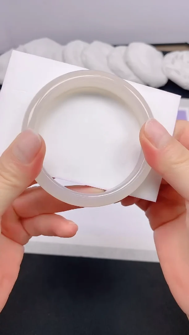 石英质玉手镯未镶嵌16-58