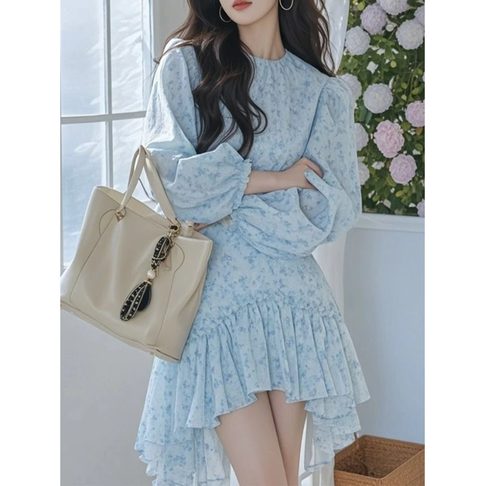 今年流行蓝色碎花不规则收腰连衣裙高级感御姐风裙子2025春夏新款