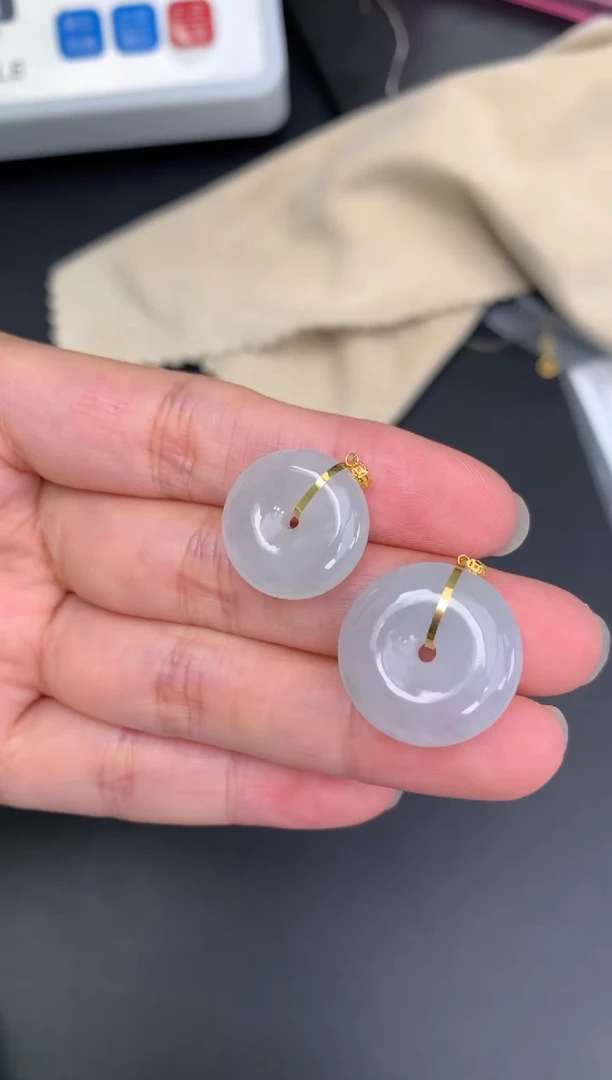 定制翡翠18K金镶嵌多样性商品发其一