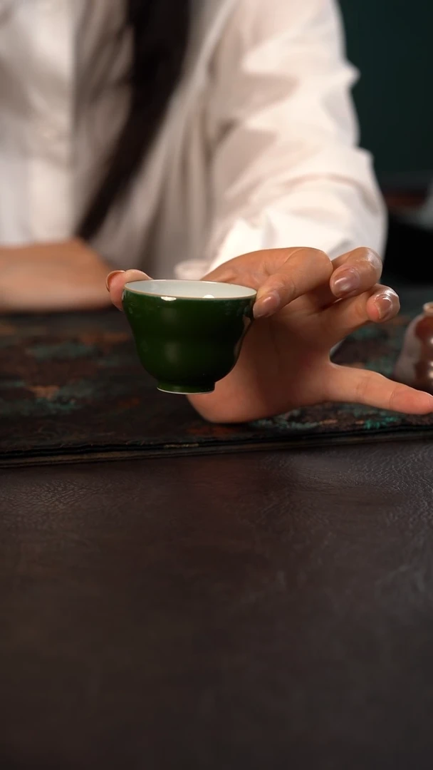 聚澜堂祖母绿中号葫芦杯