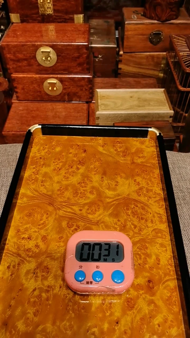 【闪购商品】香樟木木艺茶盘一个