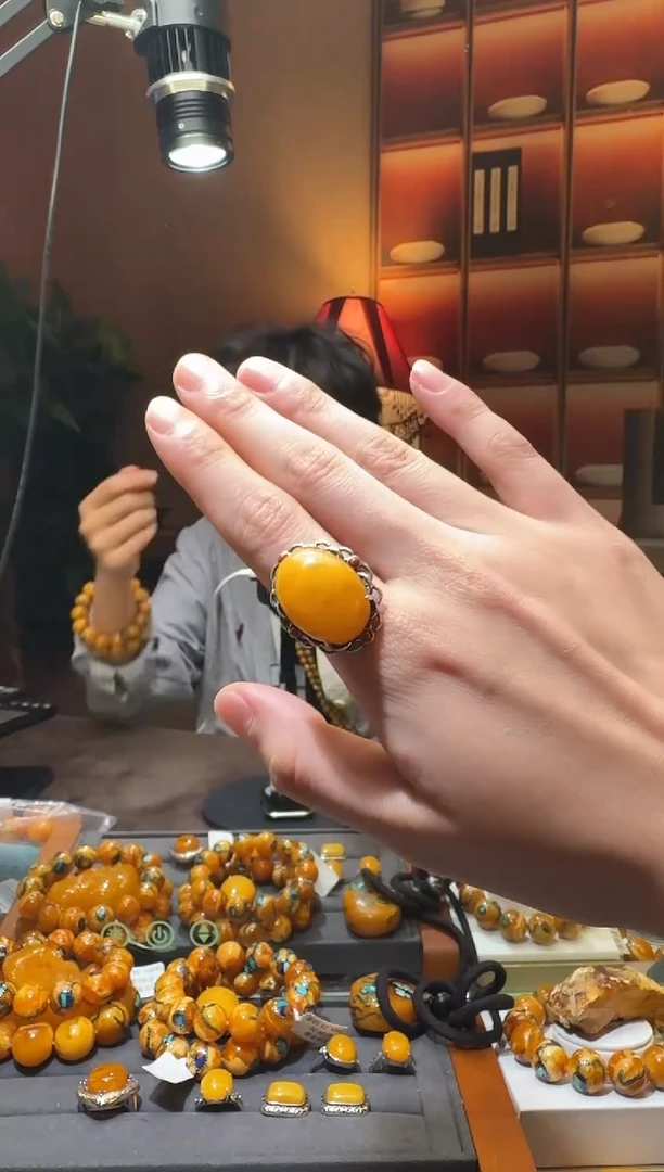 蜜蜡颈饰银S925镶嵌5106天然蜜蜡珠宝奇石
